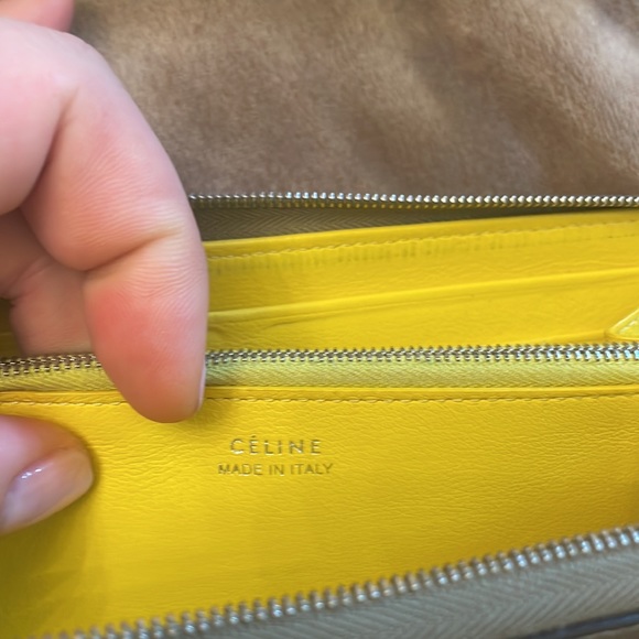 Celine butter soft zippy wallet made in Italy yellow inside pebbled leather - Picture 9 of 13